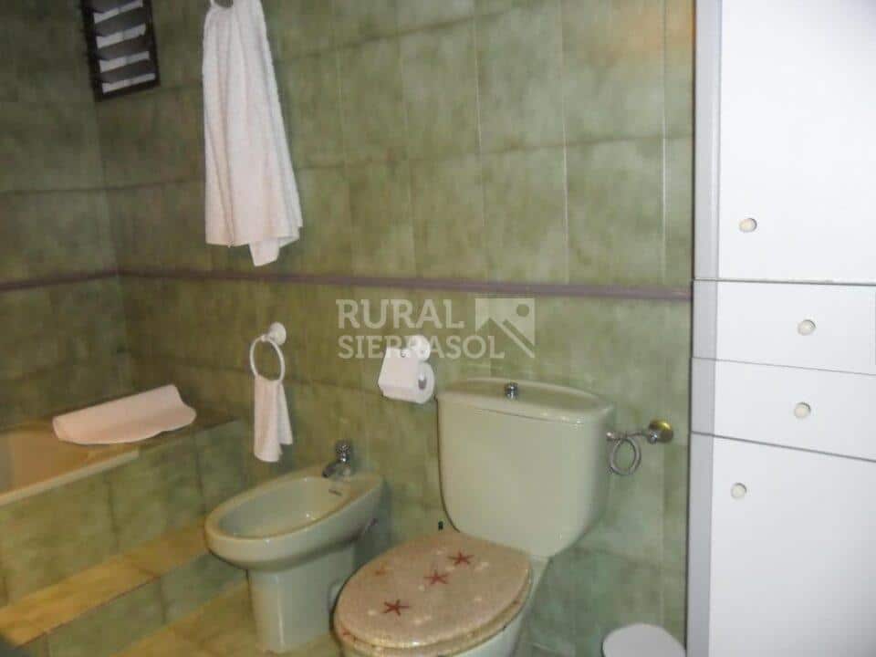 Cómoda Casa Rural en Prado del Rey, con chimenea y barbacoa - Imagen 26
