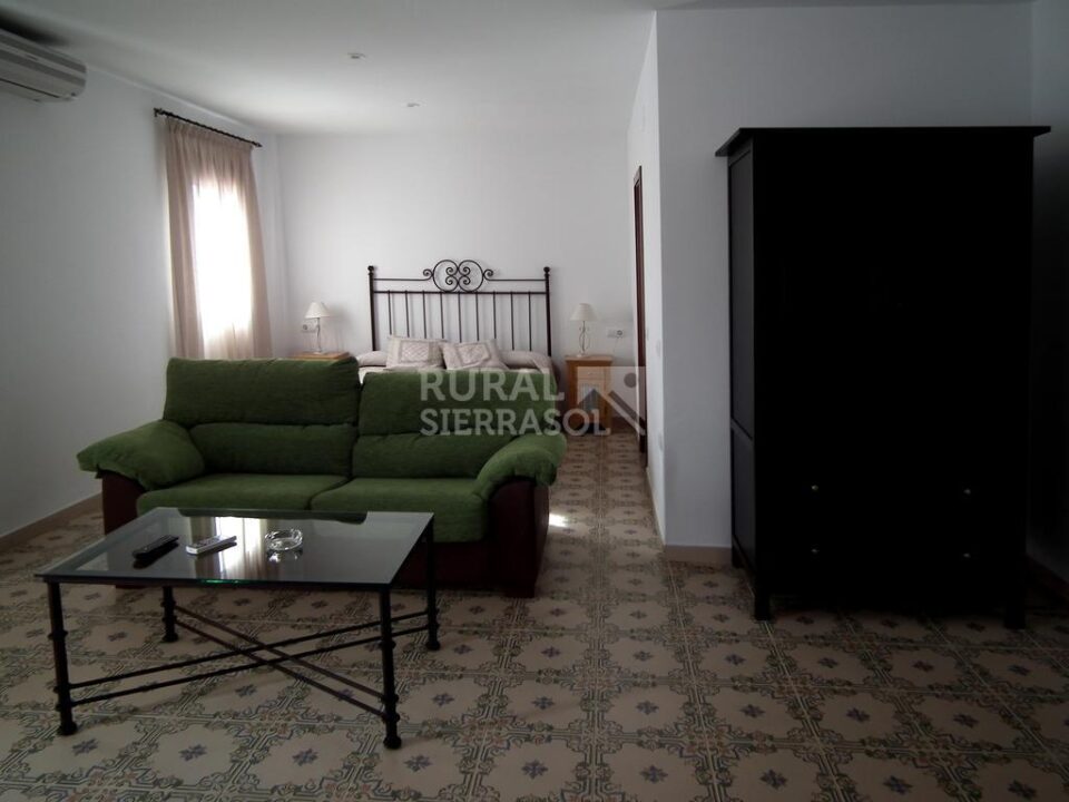 Acogedor Estudio en Cardeña, climatizado, con spa, piscina - Imagen 9