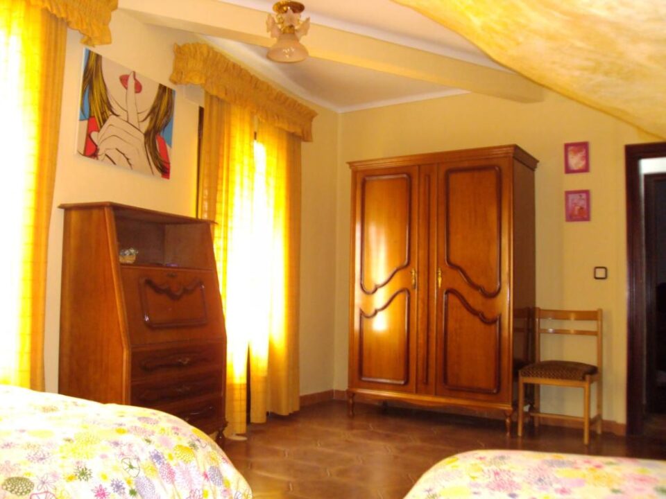 Acogedora Casa Rural en Setenil de las Bodegas bajo la roca, con wifi - Imagen 5