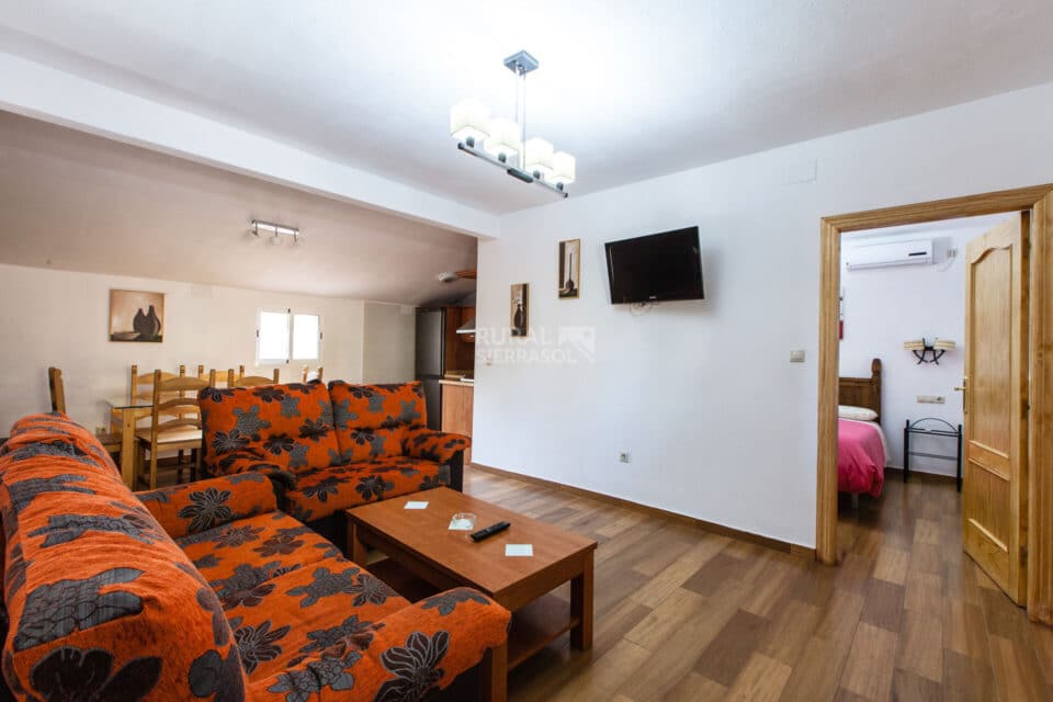 Confortable Casa Rural en Coto Ríos, con amplios jardines, piscina y wifi - Imagen 27