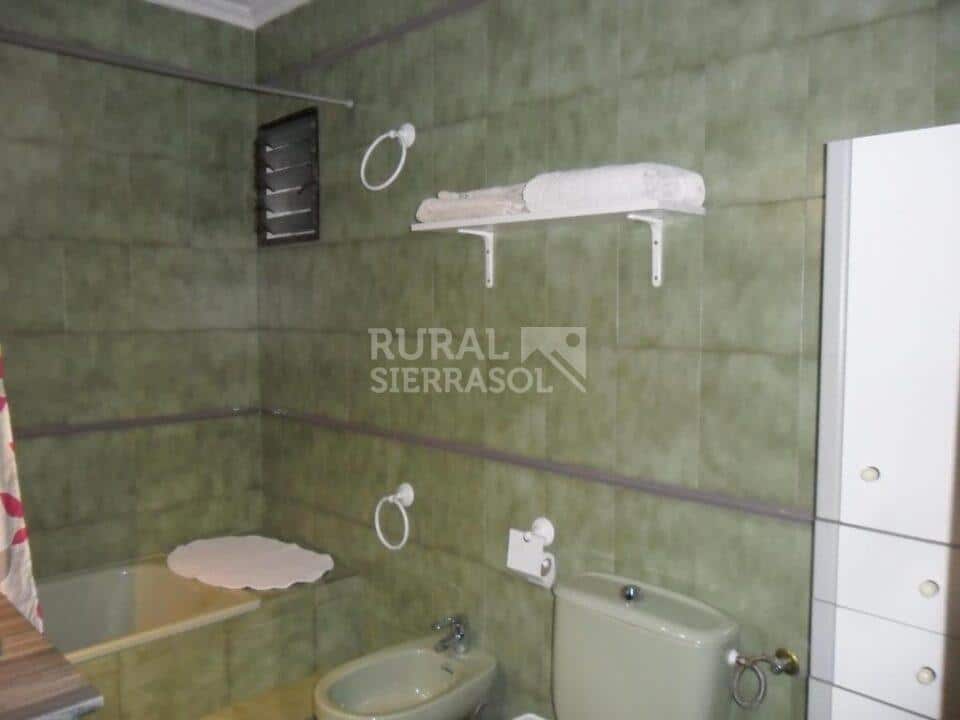 Cómoda Casa Rural en Prado del Rey, con chimenea y barbacoa - Imagen 27