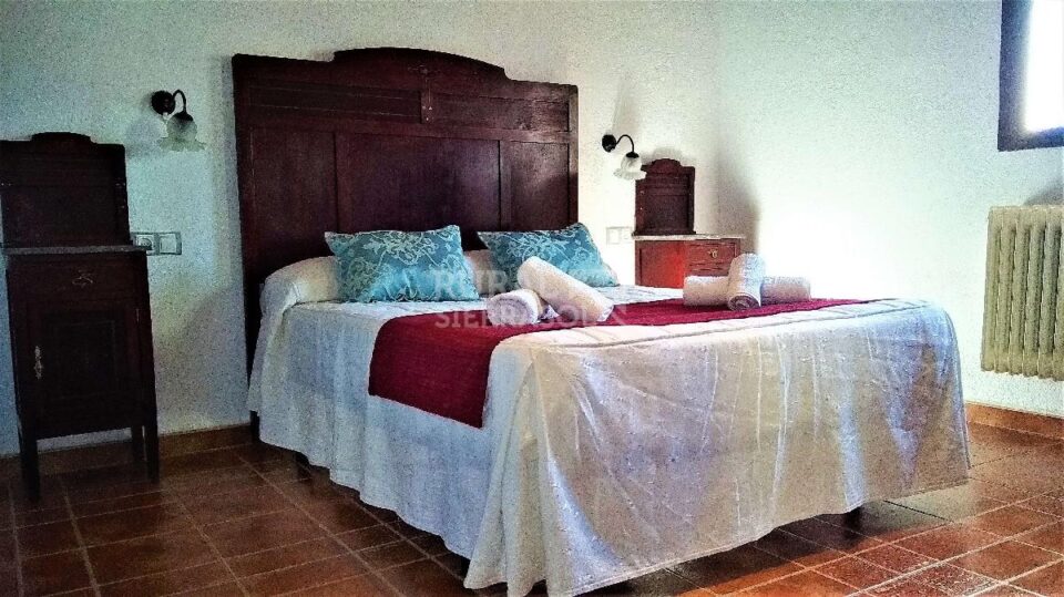 Ancestral Casa Rural en Villanueva del Duque, con piscina - Imagen 15