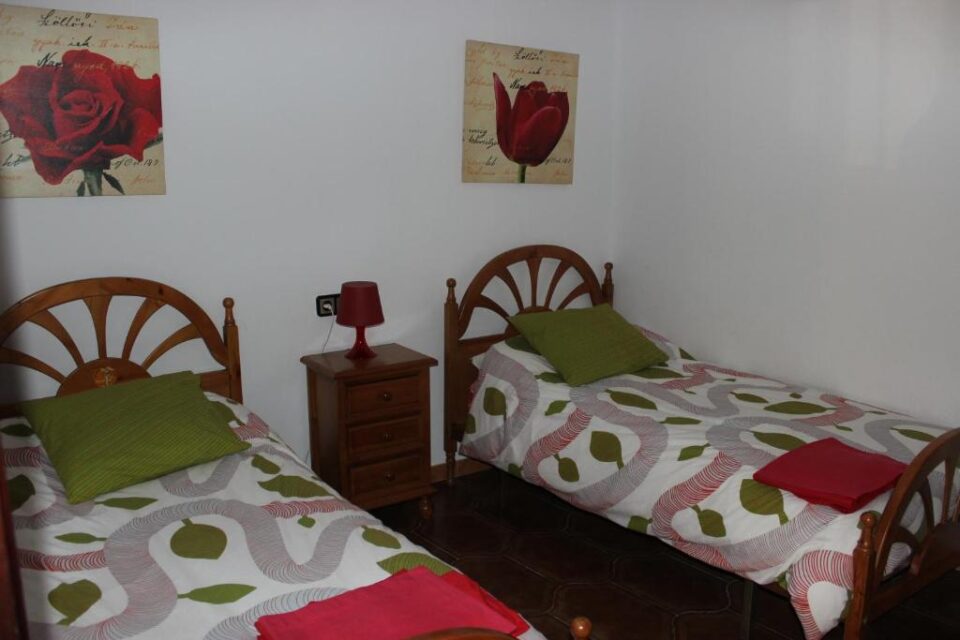 Acogedora Casa Rural en Setenil de las Bodegas bajo la roca, con wifi - Imagen 7