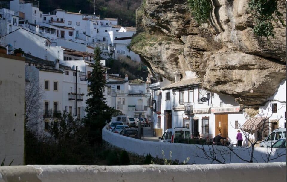 Acogedora Casa Rural en Setenil de las Bodegas bajo la roca, con wifi - Imagen 9