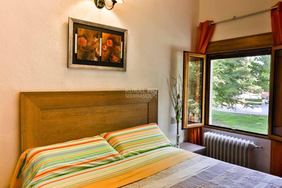 Confortable Alojamiento Rural para 5 personas, en Arroyo Frío, con calefacción y chimenea - Imagen 19