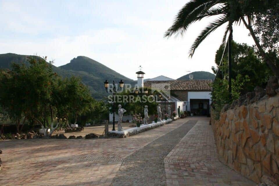 Magnífica Casa Rural en Carcabuey, con piscina, barbacoa y chimenea - Imagen 27