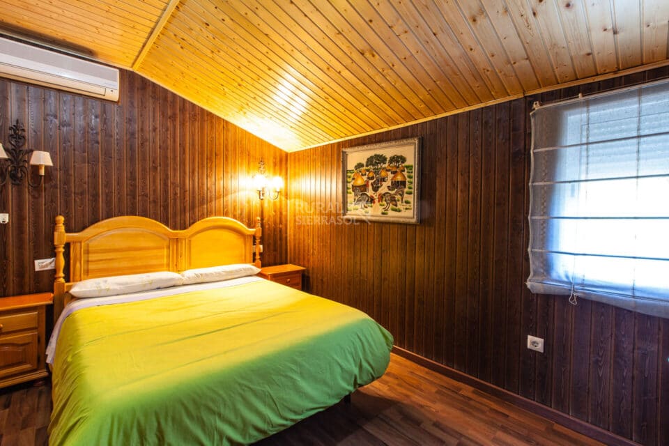 Acogedora Casa Rural en Coto Ríos, con piscina, amplios jardines y wifi - Imagen 28