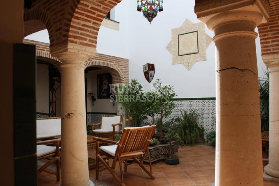 Majestuosa Casa Rural de estilo andalusí, en Medina Sidonia - Imagen 28