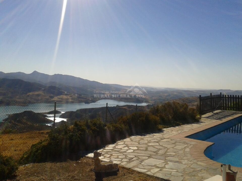 Casa Rural en El Gastor con piscina, aire acondicionado y wi-fi - Imagen 9