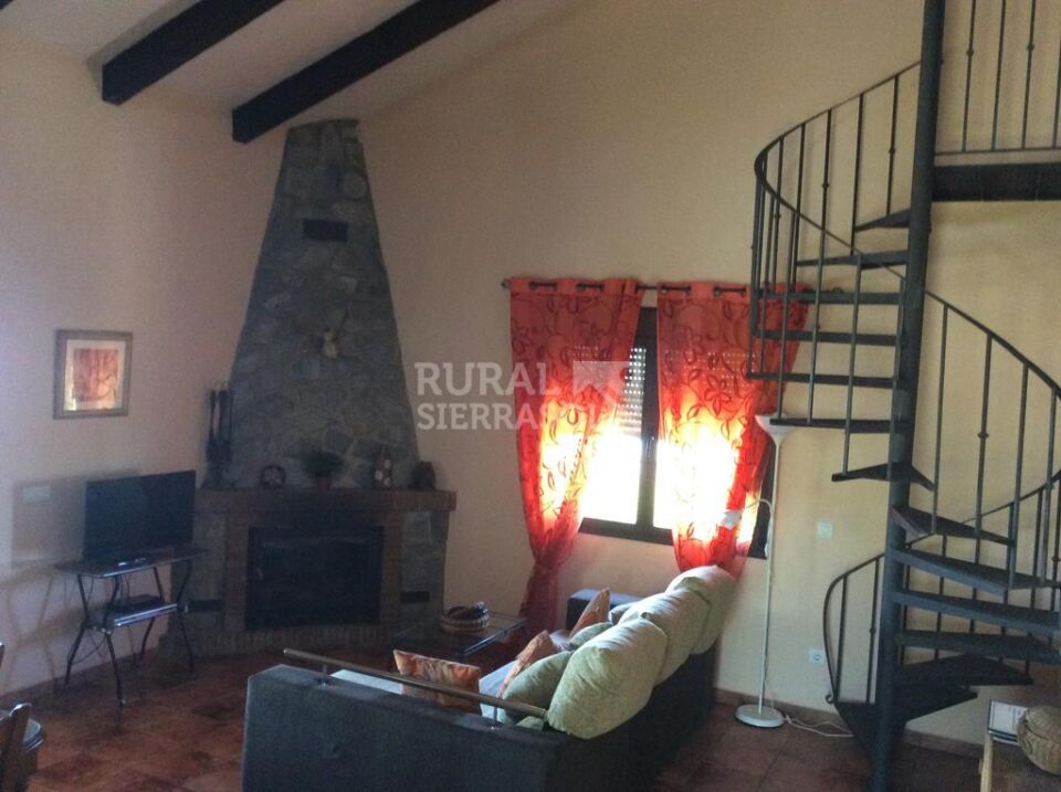 Casa Rural en El Gastor con piscina, aire acondicionado y wi-fi - Imagen 35