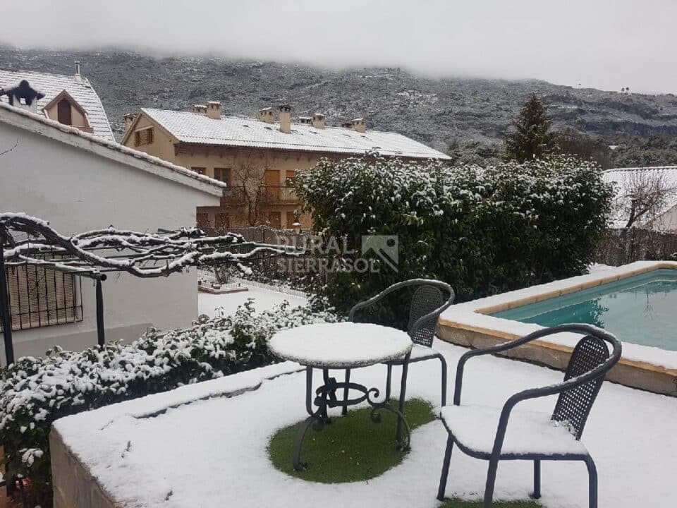 Acogedora Casa Rural en Arroyo Frío, con piscina y barbacoa - Imagen 26