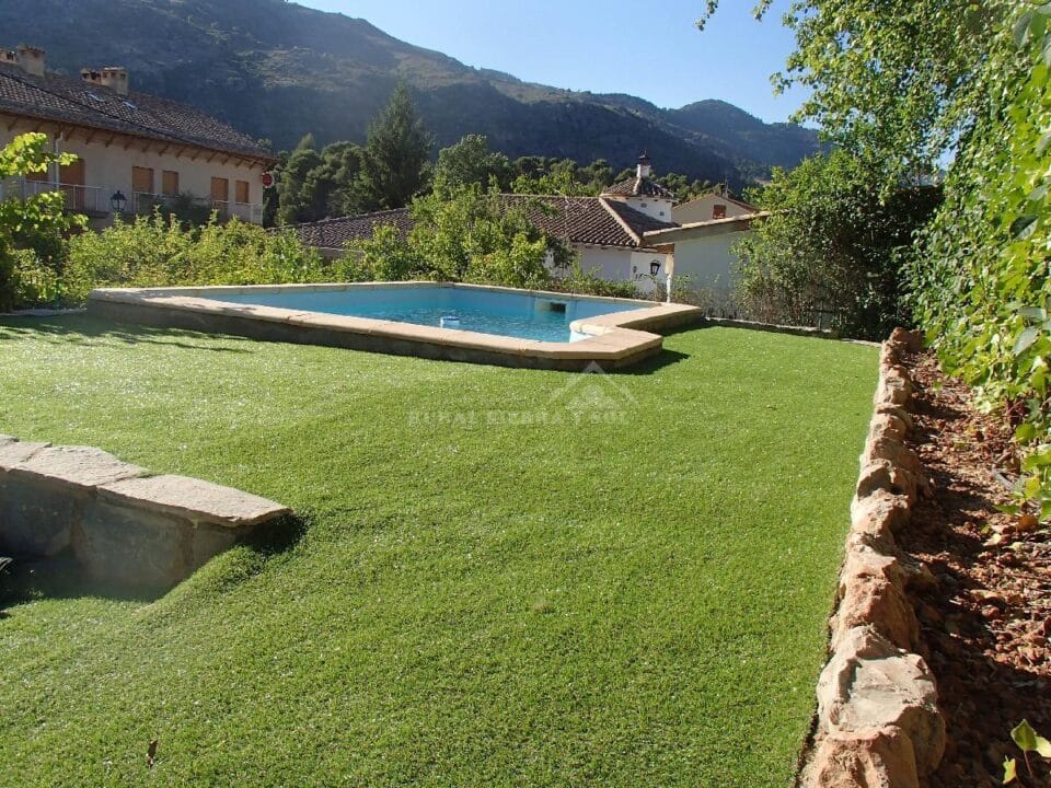 Acogedora Casa Rural en Arroyo Frío, con piscina y barbacoa - Imagen 20