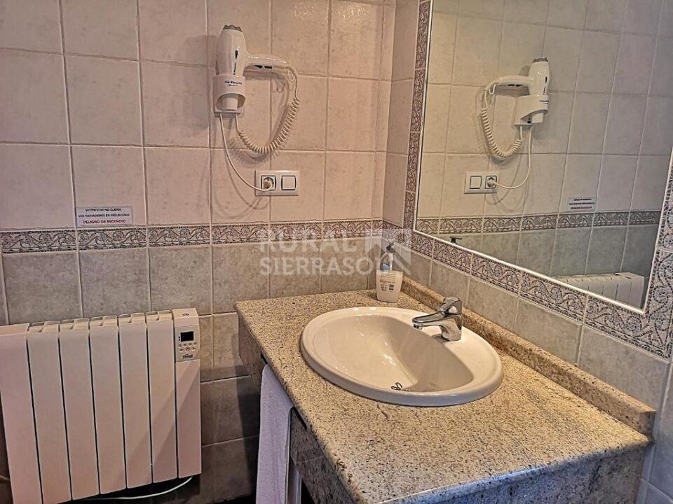 Acogedora Casa Rural con piscina y aire acondicionado, en La Iruela - Imagen 30
