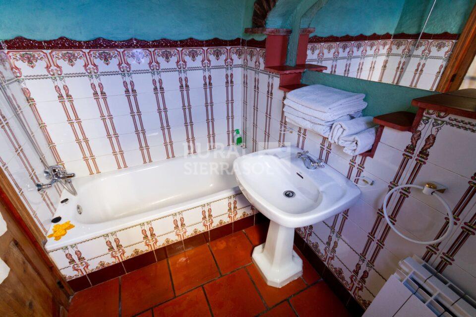 Casa Rural en Benaocaz, con piscina y barbacoa - Imagen 22