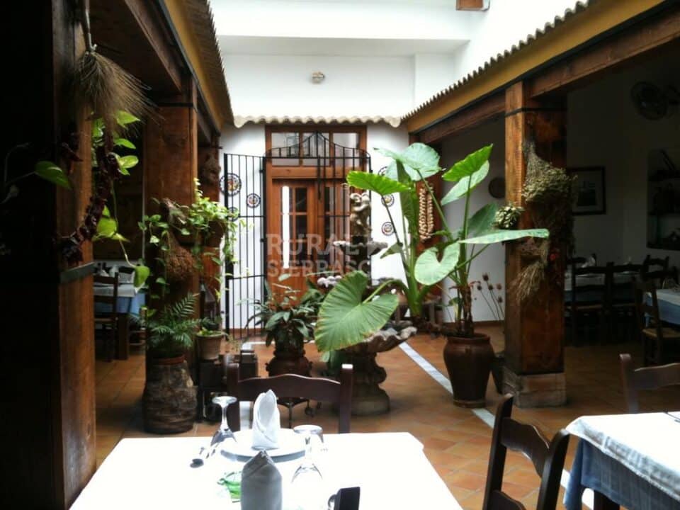 Hotel Rural en El Bosque con Restaurante Excepcional - Imagen 10
