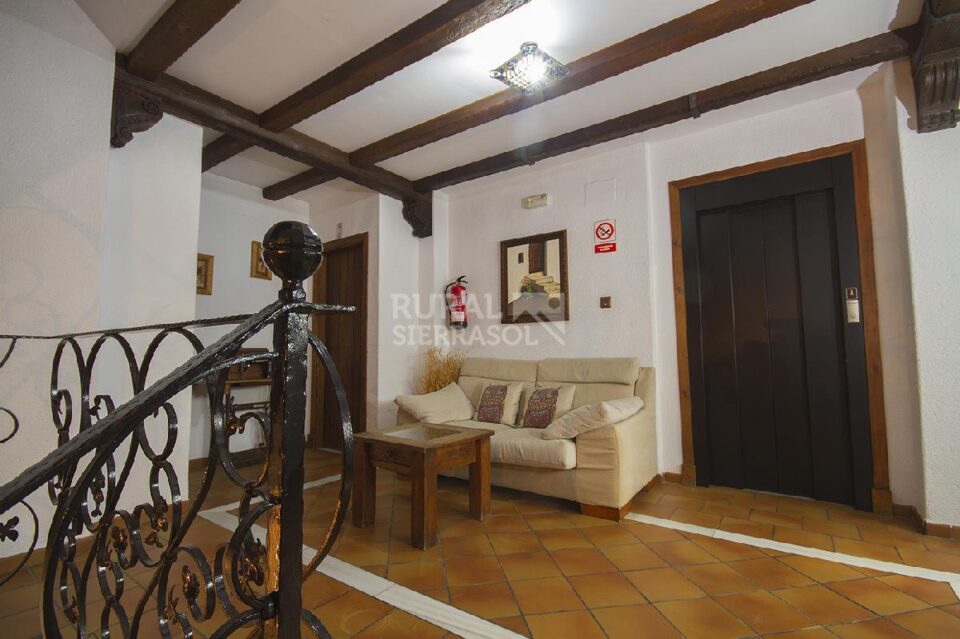 Hotel Rural en El Bosque con Restaurante Excepcional - Imagen 19