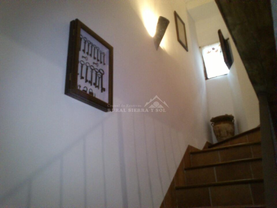 Casa Rural en Frailes, con chimenea y sala de juegos - Imagen 4