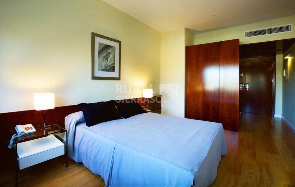 Moderno hotel de diseño a 25 km de Jaén - Imagen 15
