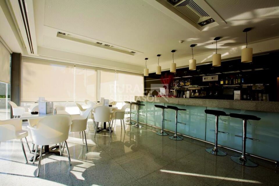 Moderno hotel de diseño a 25 km de Jaén - Imagen 24