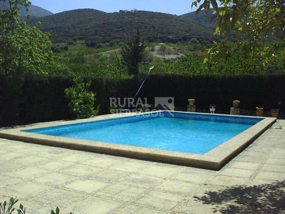 Preciosa Villa en Torres, con piscina y barbacoa - Imagen 3
