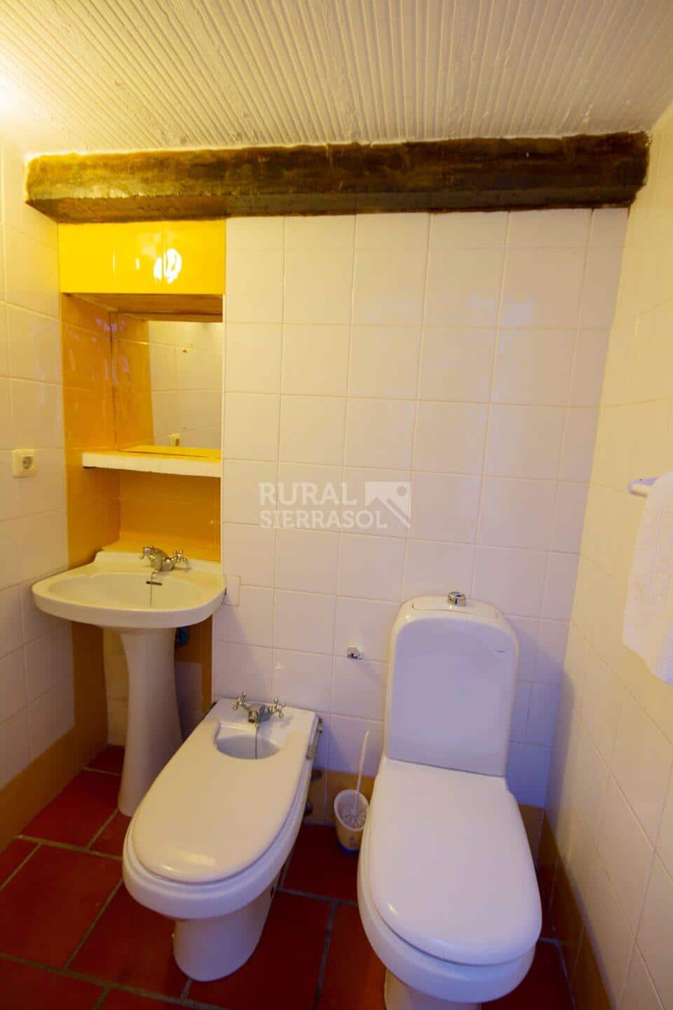 Casa Rural en Benaocaz, con piscina y barbacoa - Imagen 23