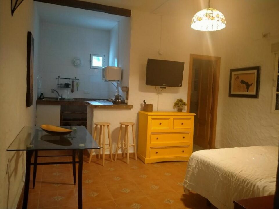 Acogedor apartamento rural en Chiclana de la Frontera, a 3 km de la playa - Imagen 3