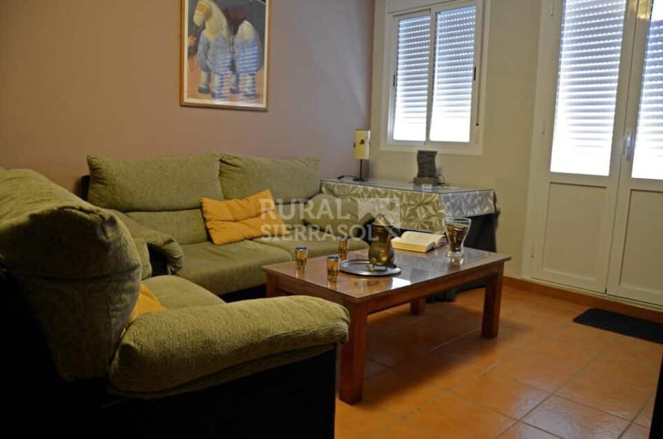 Acogedor Apartamento Rural en El Bosque con chimenea y barbacoa - Imagen 13