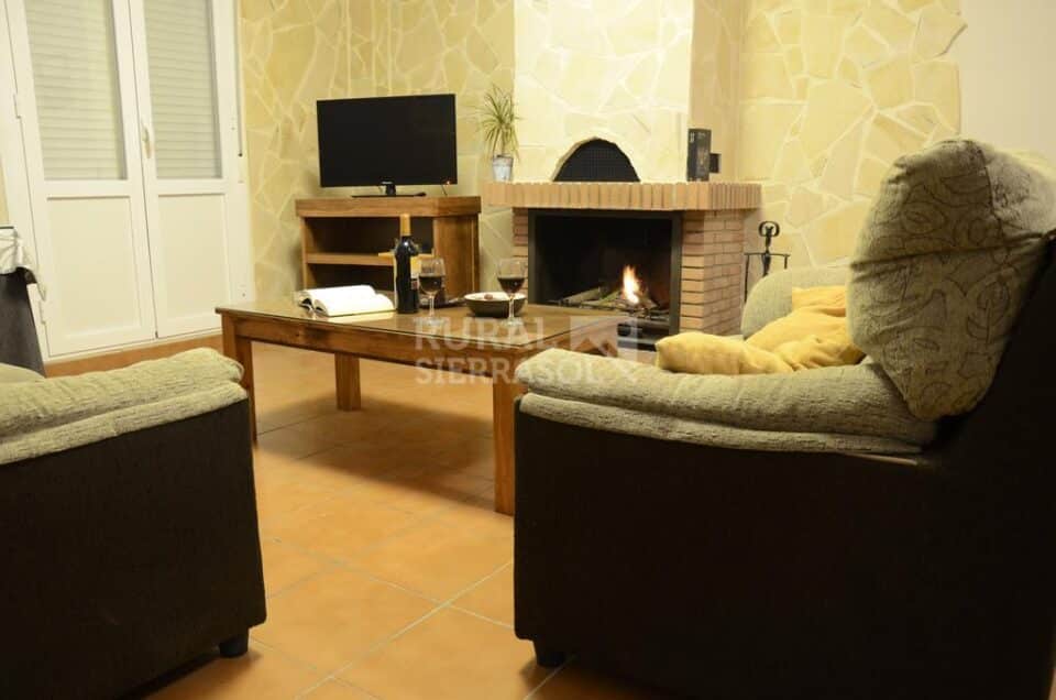 Acogedor Apartamento Rural en El Bosque con chimenea y barbacoa - Imagen 21