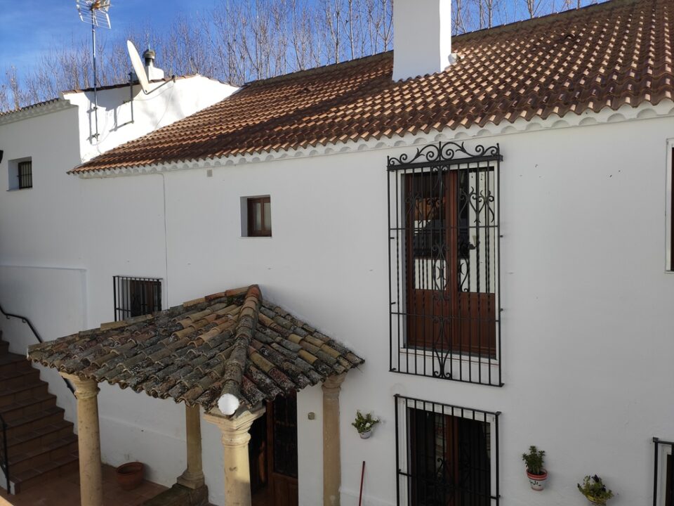 Conjunto Rural en Alcalá la Real, con amplio salón de reuniones - Imagen 83