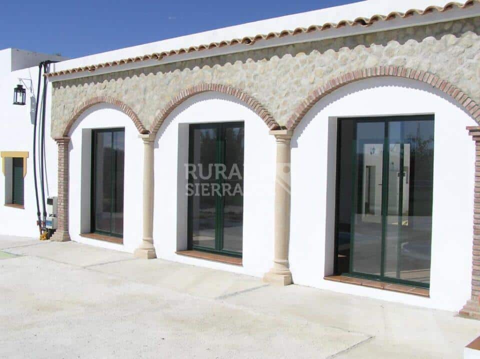 Cortijo Rural en Setenil de las Bodegas, con piscina cubierta, jacuzzi y barbacoa - Imagen 33