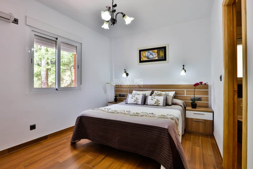 Confortable Casa Rural en Coto Ríos, con amplios jardines, piscina y wifi - Imagen 32