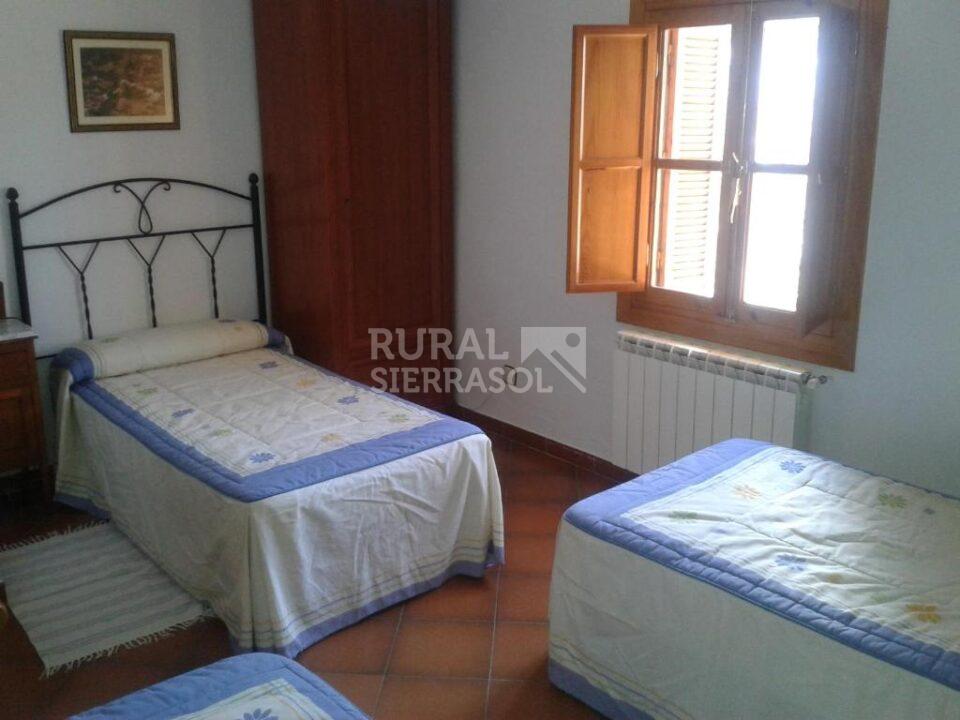 Preciosa Villa en Torres, con piscina y barbacoa - Imagen 32