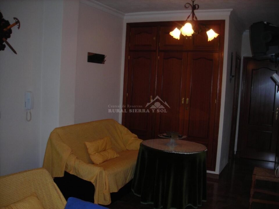 Acogedor Apartamento Rural en Prado del Rey con chimenea y aire acondicionado - Imagen 29