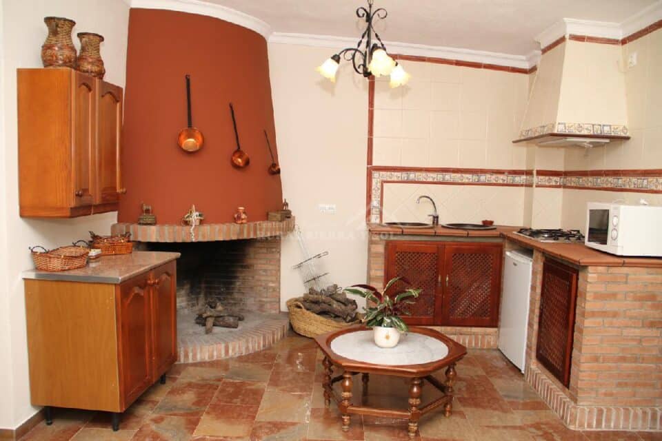 Acogedor Apartamento Rural en Prado del Rey con chimenea y aire acondicionado - Imagen 32
