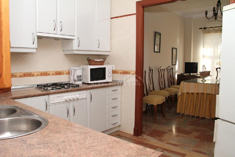 Acogedor Apartamento Rural en Prado del Rey con chimenea y aire acondicionado - Imagen 39