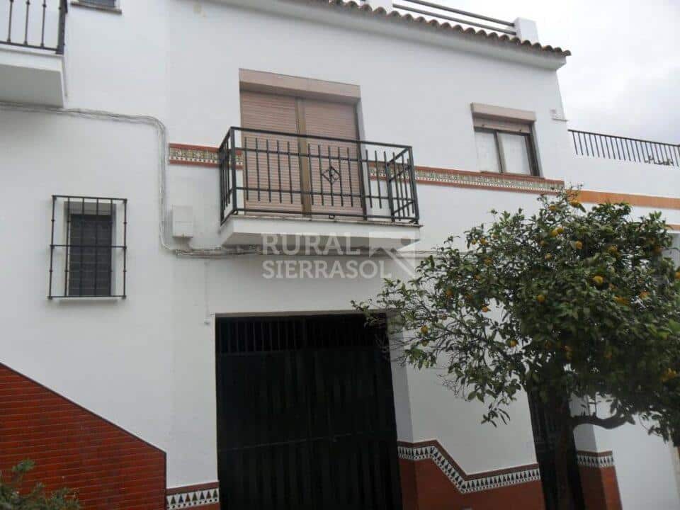 Cómoda Casa Rural en Prado del Rey, con chimenea y barbacoa - Imagen 35