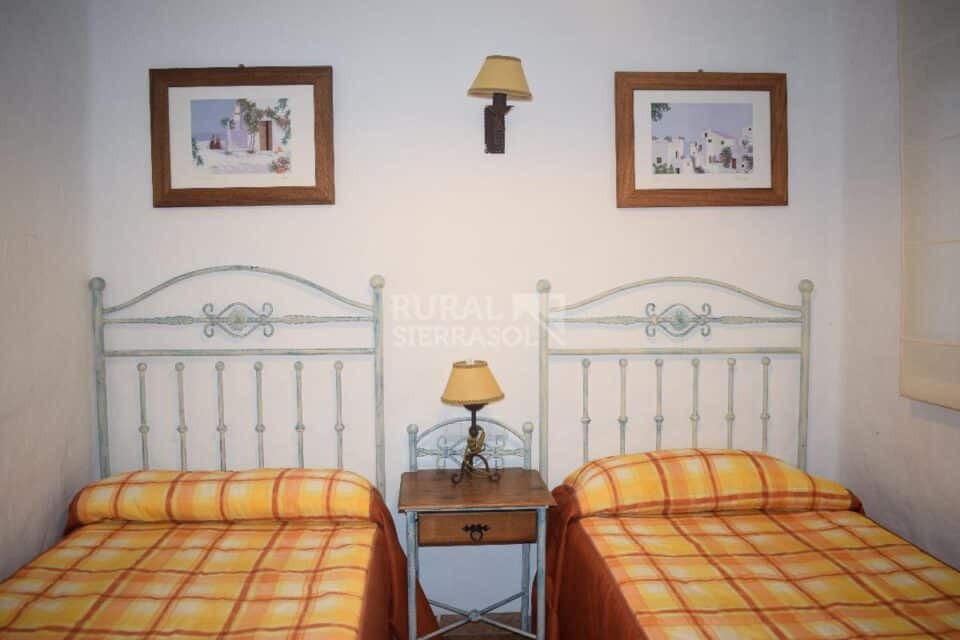 Encantador chalet en Conil de la Frontera con piscina y barbacoa - Imagen 7