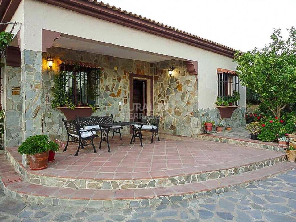 Casa Rural en El Gastor con piscina, barbacoa y wifi - Imagen 7
