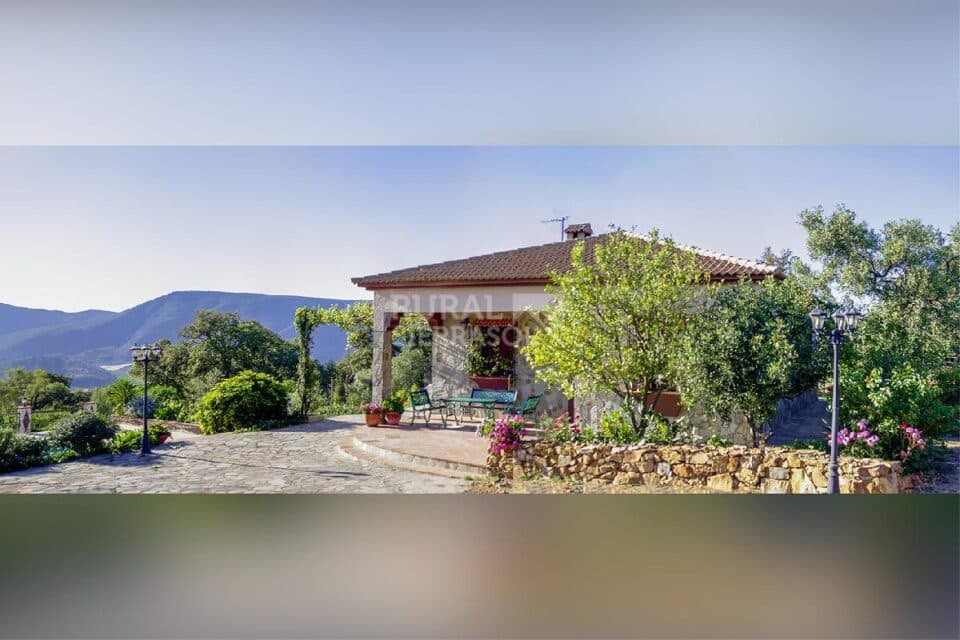 Casa Rural en El Gastor con piscina, barbacoa y wifi - Imagen 31