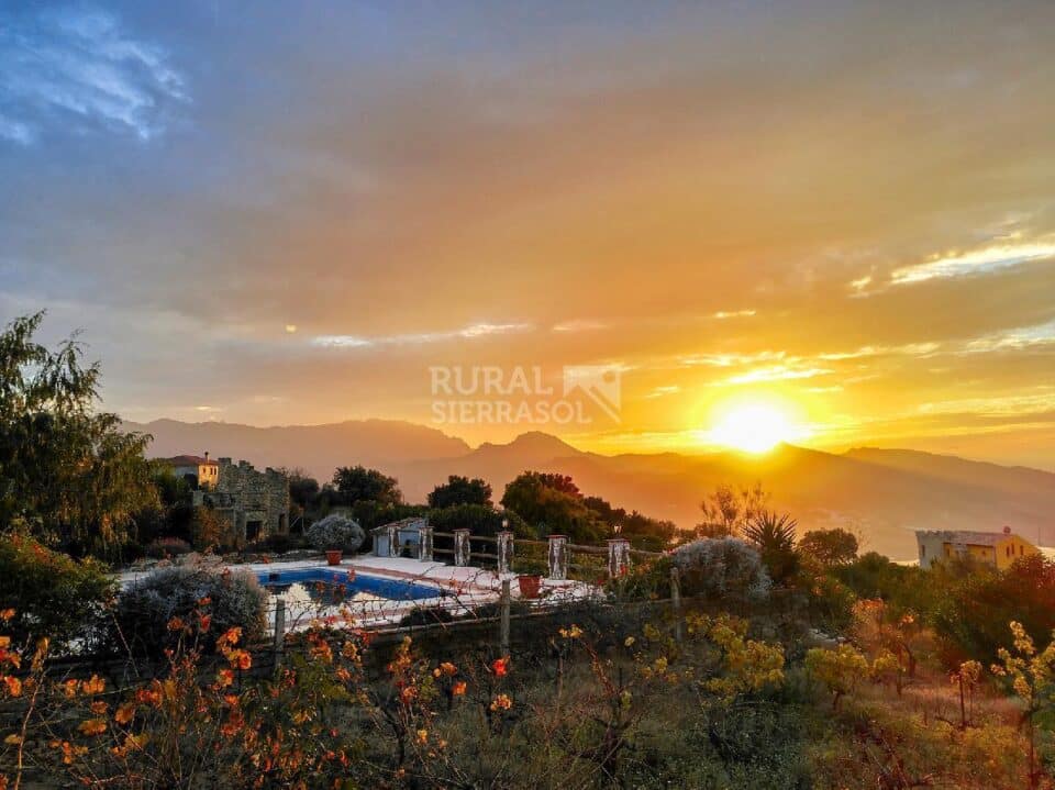 Casa Rural en El Gastor con piscina, barbacoa y wifi - Imagen 36
