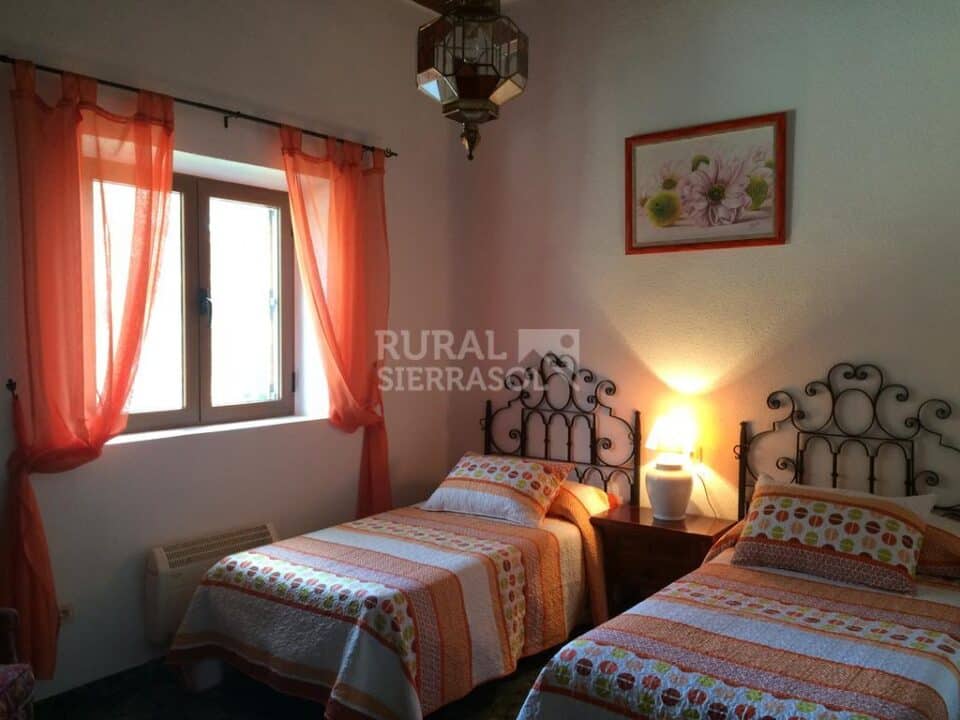 Acogedora Vivienda Rural junto al Embalse de La Bolera - Imagen 22