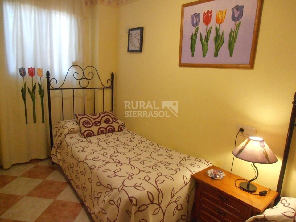 Maravillosa Casa Rural en Pinos Puente, con piscina, wifi y salón de juegos - Imagen 37