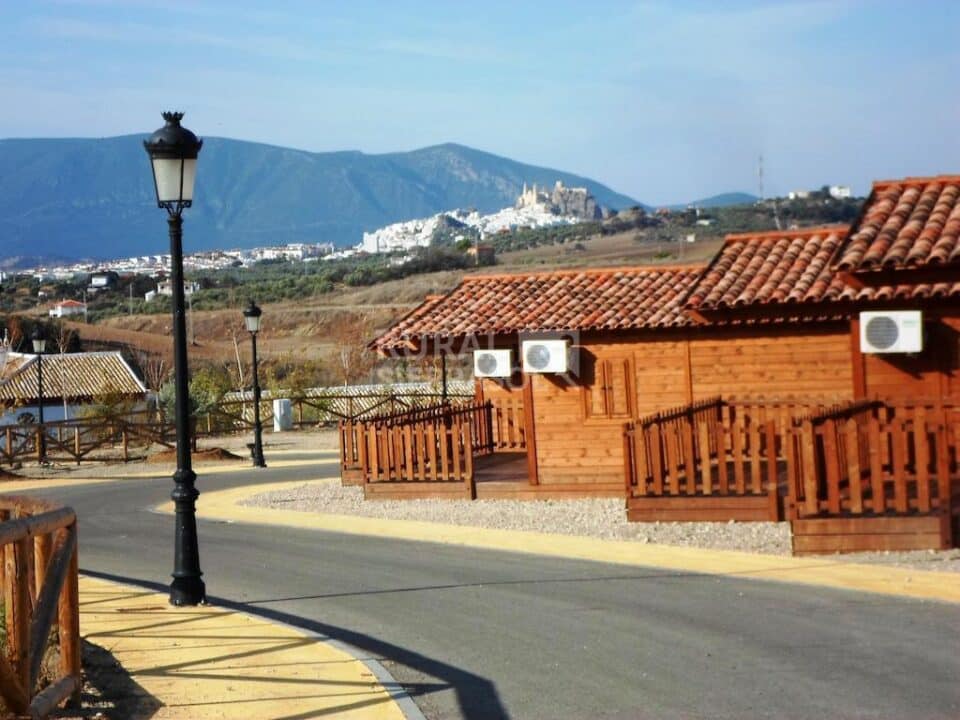 Acogedora Cabaña de Madera en la Ruta de los Pueblos Blancos de la Sierra de Cádiz - Imagen 11