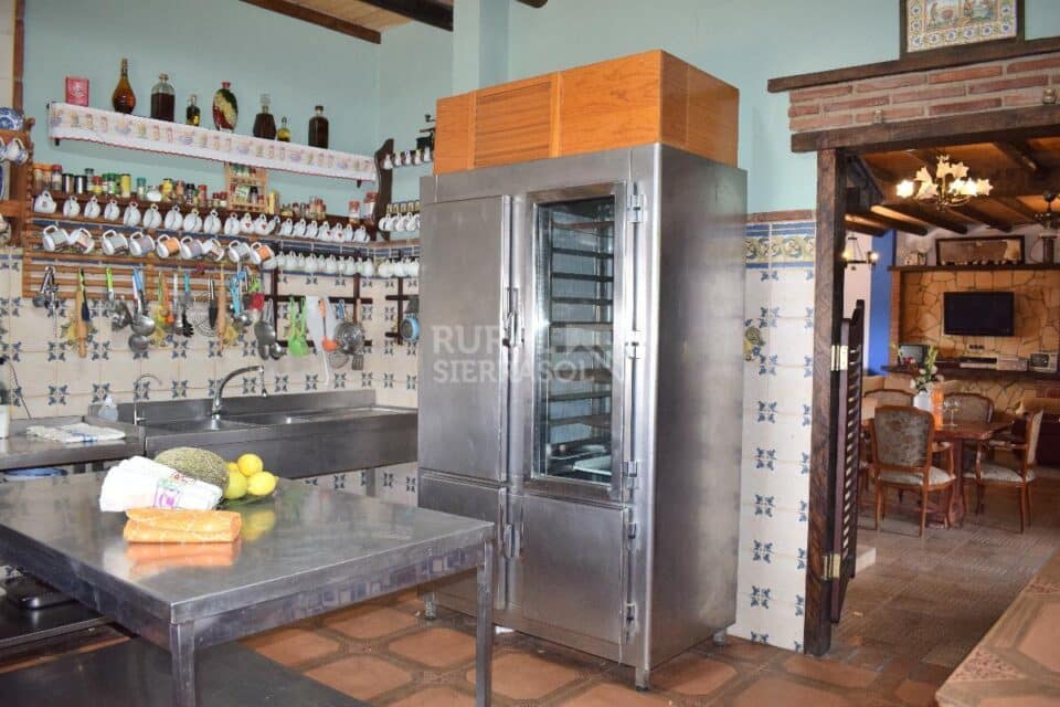 Casa Rural en Palenciana, con chimenea, piscina vallada, barbacoa - Imagen 37