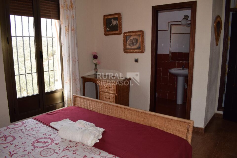 Casa Rural en Palenciana, con chimenea, piscina vallada, barbacoa - Imagen 48
