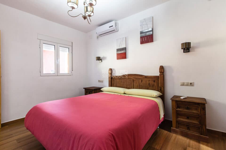 Confortable Casa Rural en Coto Ríos, con amplios jardines, piscina y wifi - Imagen 35