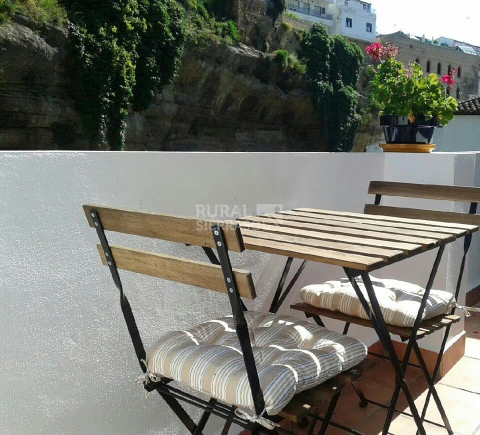 Casa Rural en Setenil de las Bodegas, bajo la roca, con wifi - Imagen 14