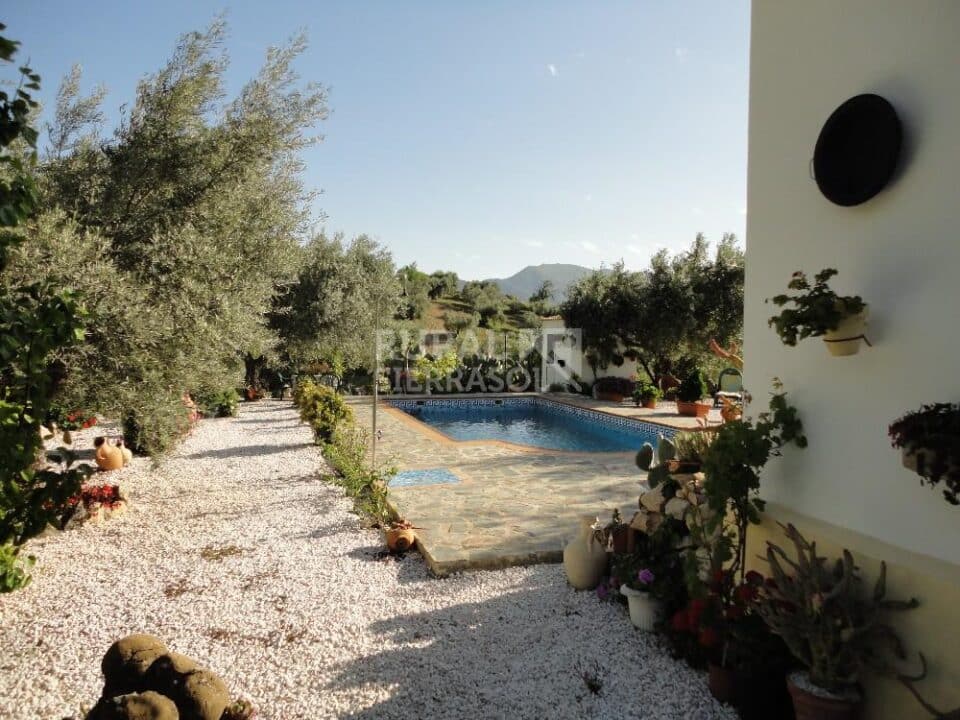 Bonita Casa Rural en El Gastor con piscina, barbacoa y chimenea - Imagen 22