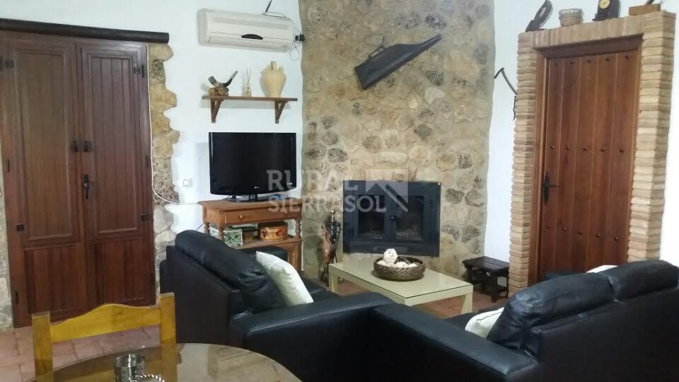 Preciosa Casa Rural en El Gastor con piscina y aire acondicionado - Imagen 8