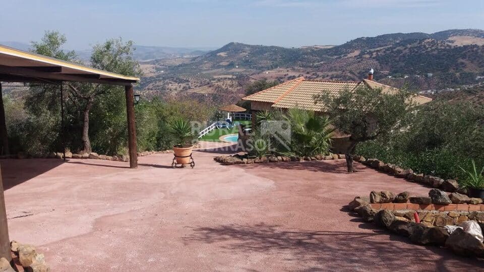 Preciosa Casa Rural en El Gastor con piscina y aire acondicionado - Imagen 13